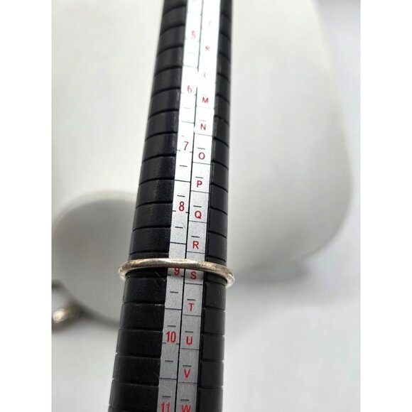 Silver Tone Heart Ring Size 9 Minimalist Design - Picture 2 of 3